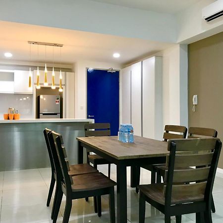 Sunset Seaview Vacation Condos @ Infinity Avenue Kota Kinabalu Exterior photo